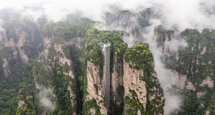 Zhangjiajie & Fenghuang: A Rising Viral Panorama Tour - 5 Days